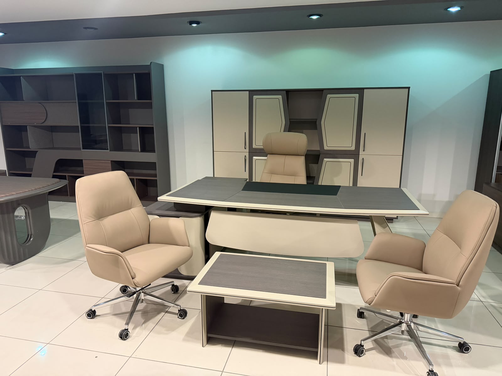 Building Materials & Furniture 16